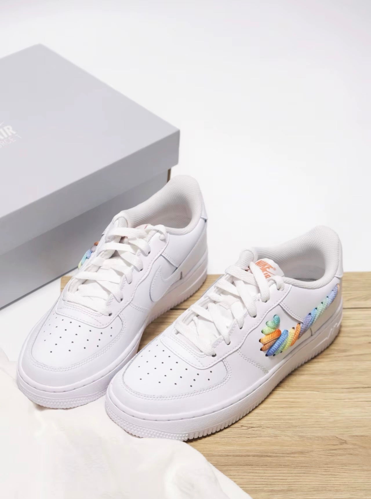 Nike Air Force Lace Swoosh Pack彩虹編織 (FQ4948-100)