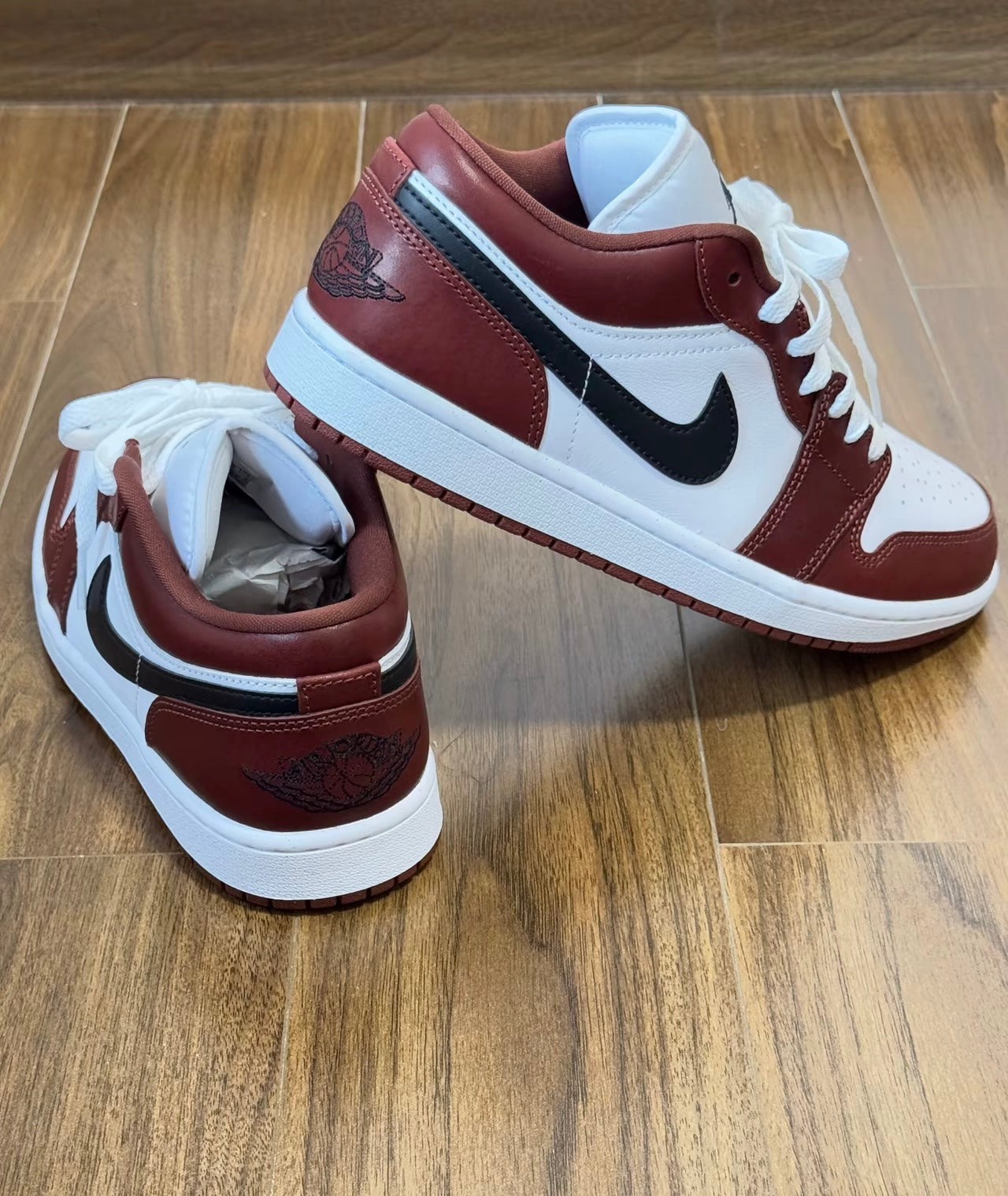 Air Jordan Low 紅黑 (HF3148-102)