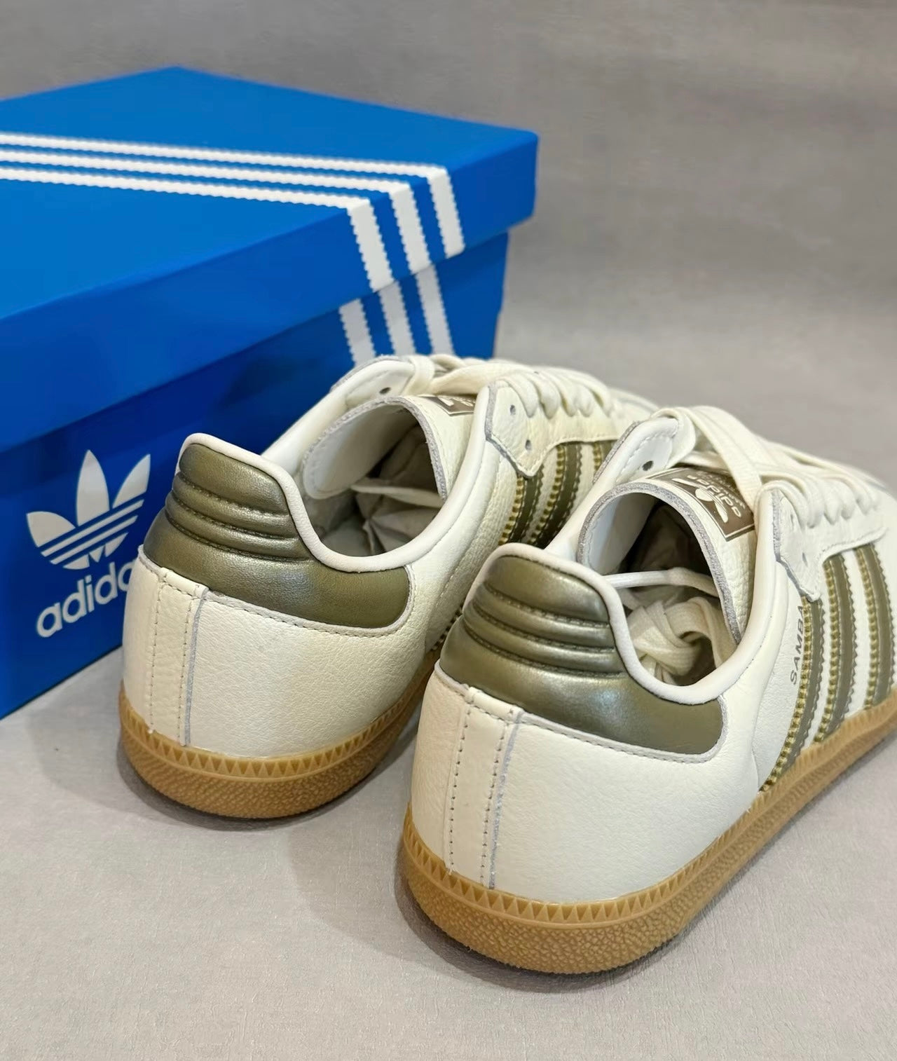 ADIDAS ORIGINALS SAMBA OG 銀色 (IG1964)