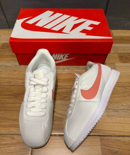 Nike Cortez 米粉 (HM3697-161)