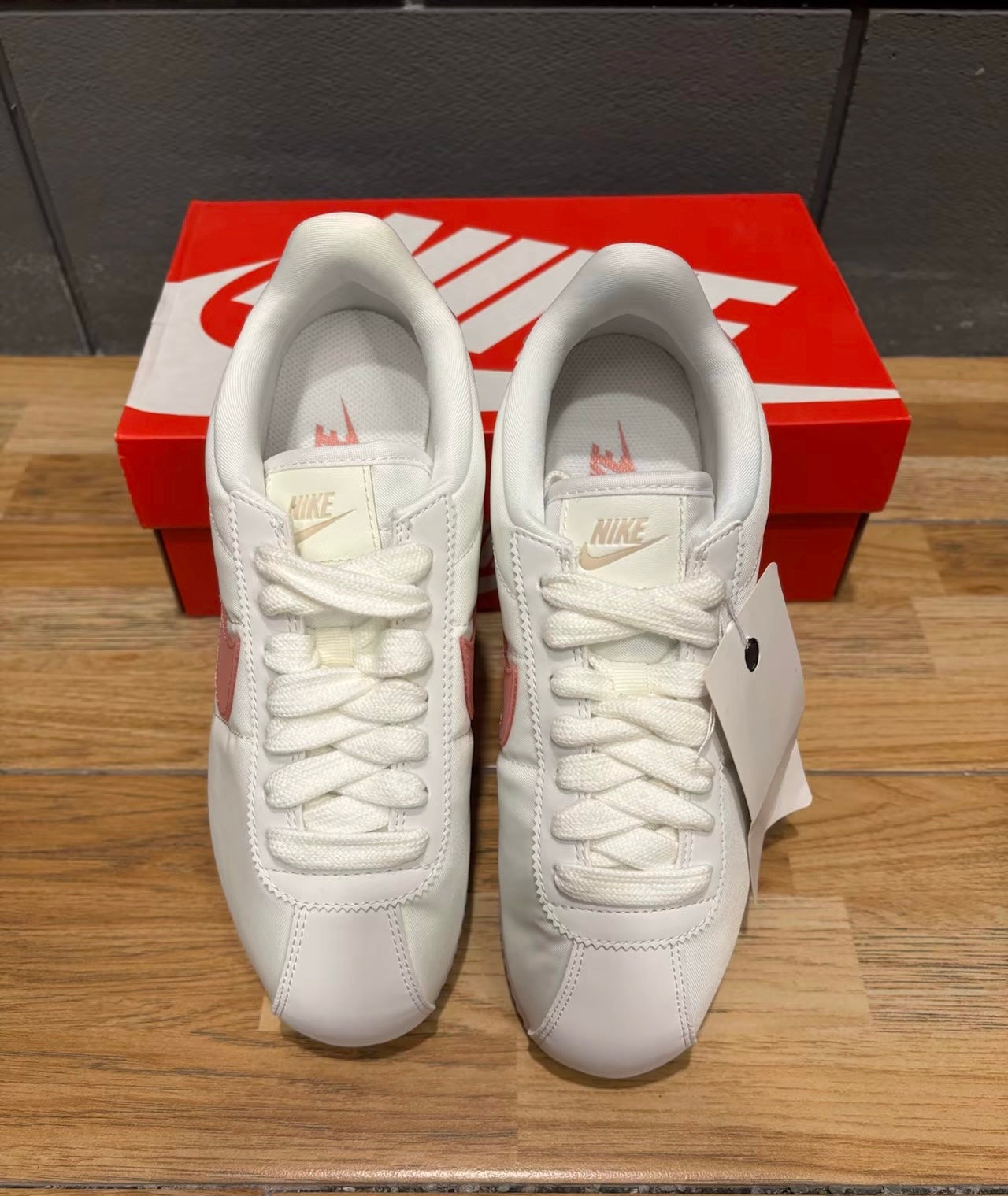Nike Cortez 米粉 (HM3697-161)