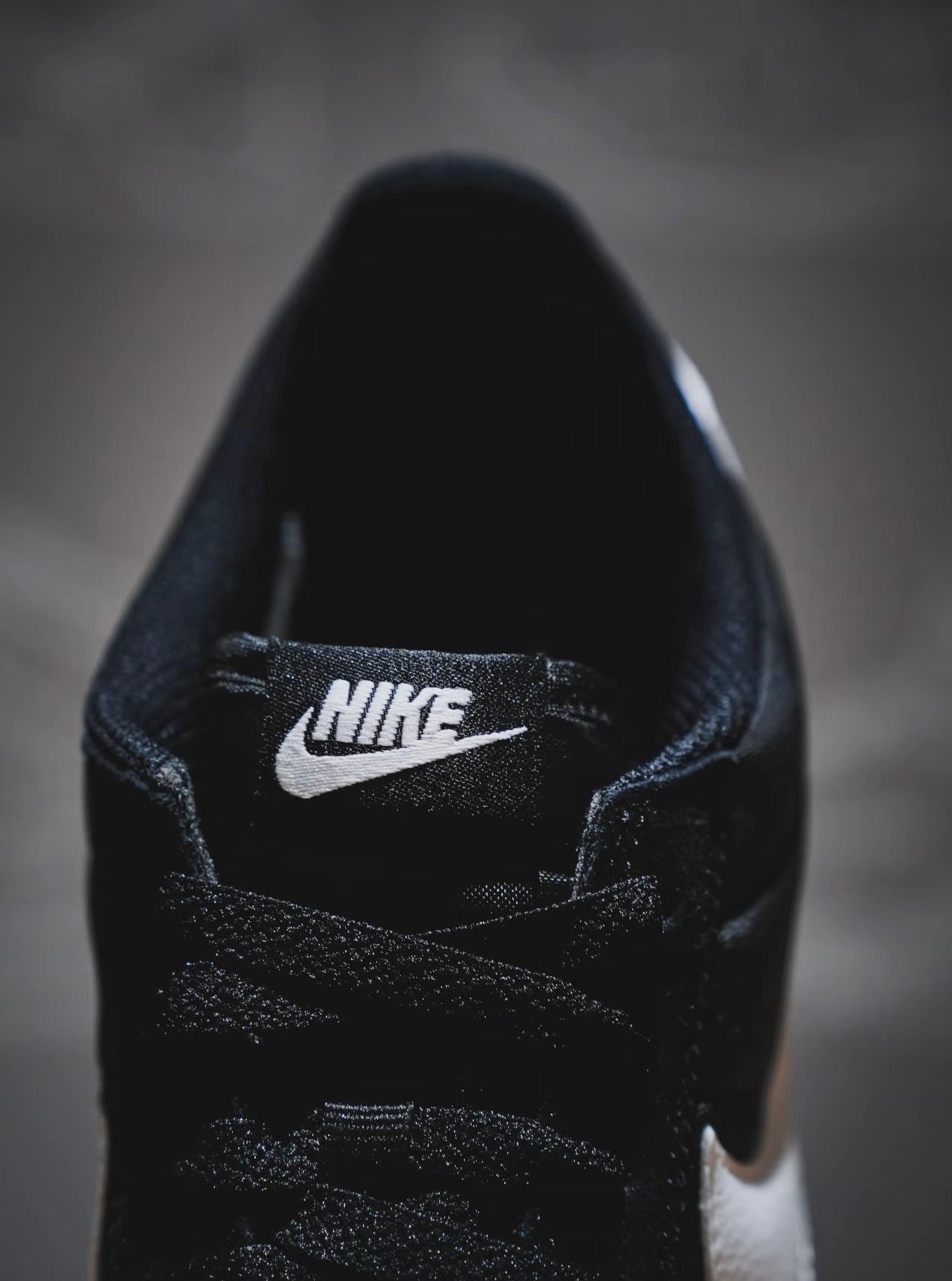 Nike Cortez 黑白 (HF0263-001)