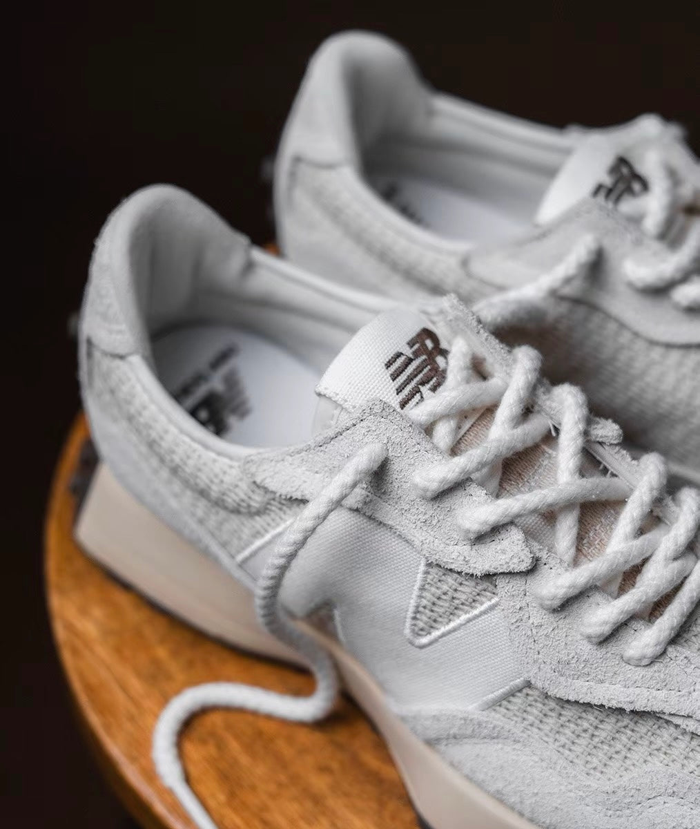 NEW BALANCE 327 White (U327WVA)