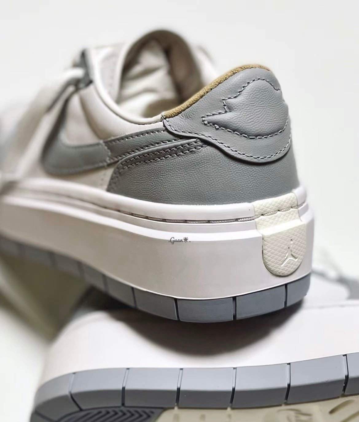 Nike Air Jordan 1 Low Wolf Grey 厚底 (DH7004-100)