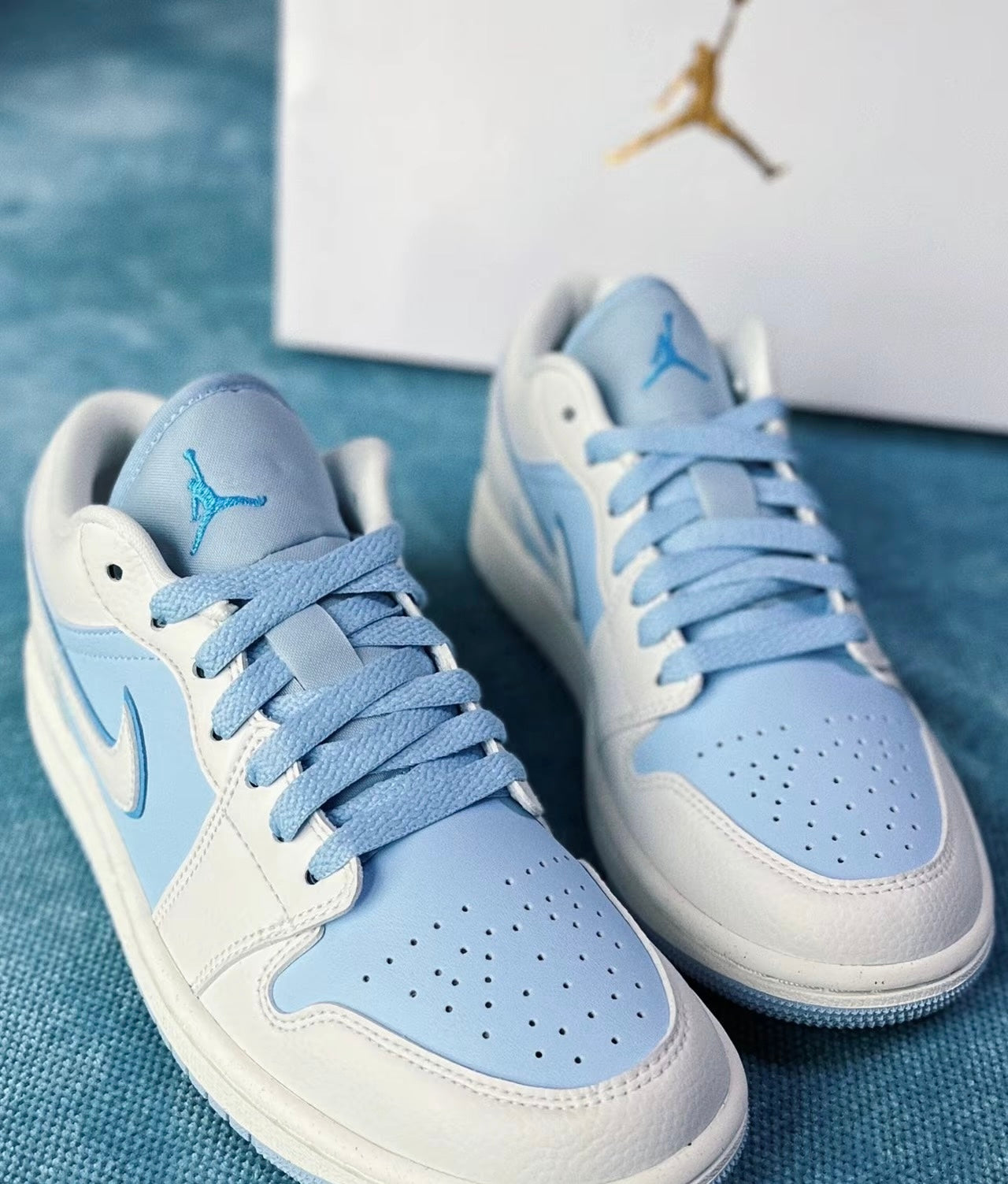 Nike Air Jordan 1 Low Ice Blue (DV1299-104)