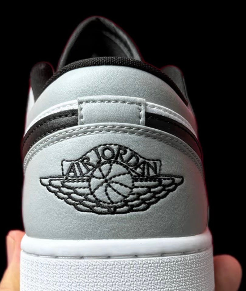 Nike Air Jordan 1 Low - Shadow Toe (553558-052)