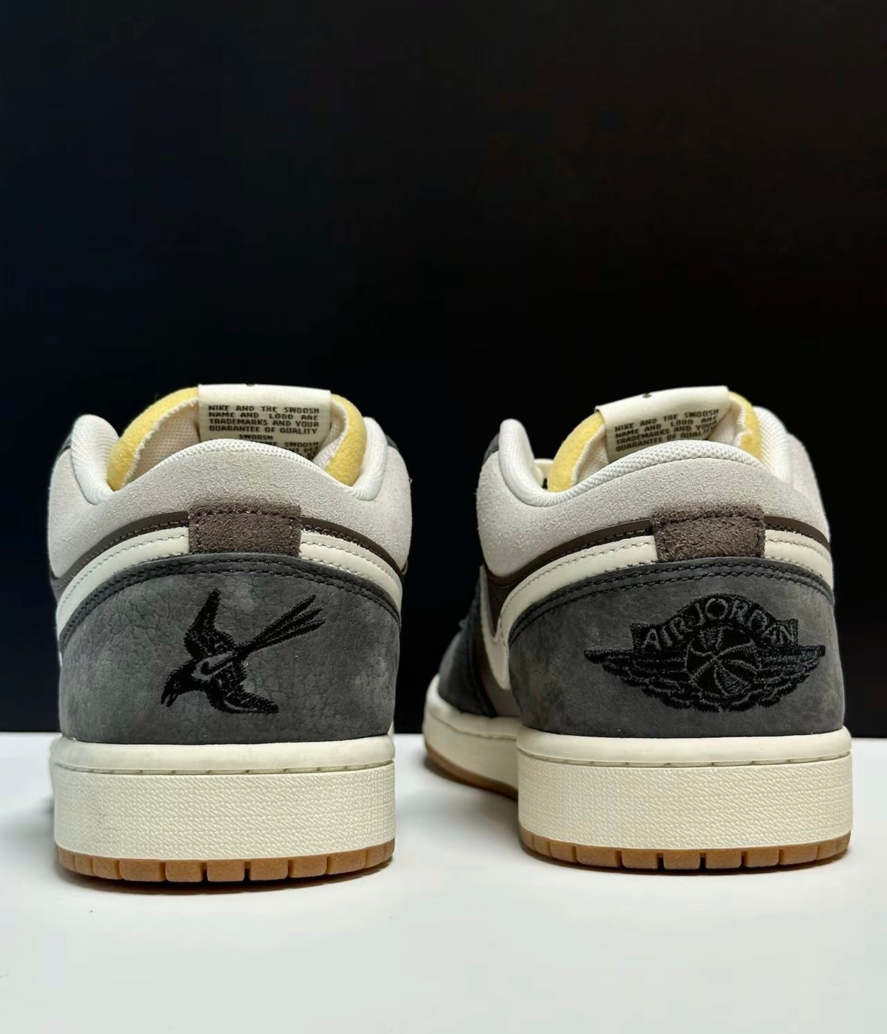 Nike Air Jordan 1 Low - SNKRS Day Korea Magpie (FD0399-004)