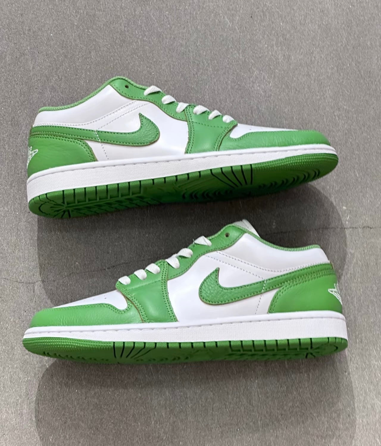 Nike Air Jordan 1 Low - Chlorophyll (HF4823-100)