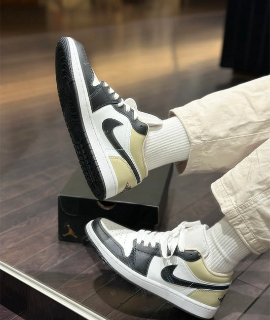 Nike Air Jordan 1 Low SE ”Black Toe Rattan“ (553558-153)
