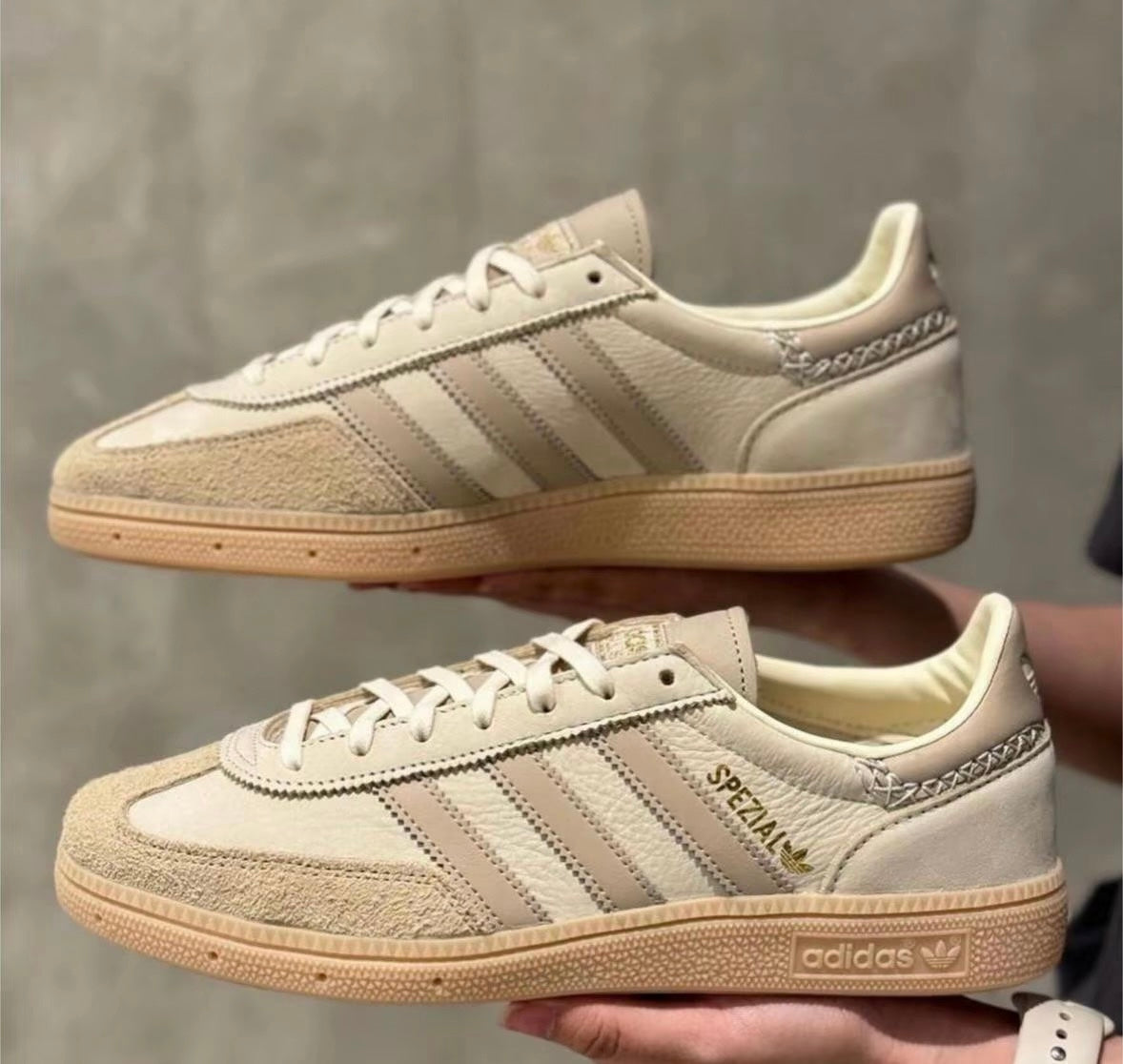 ADIDAS HANDBALL SPEZIAL 奶油灰紫 (IE3699)