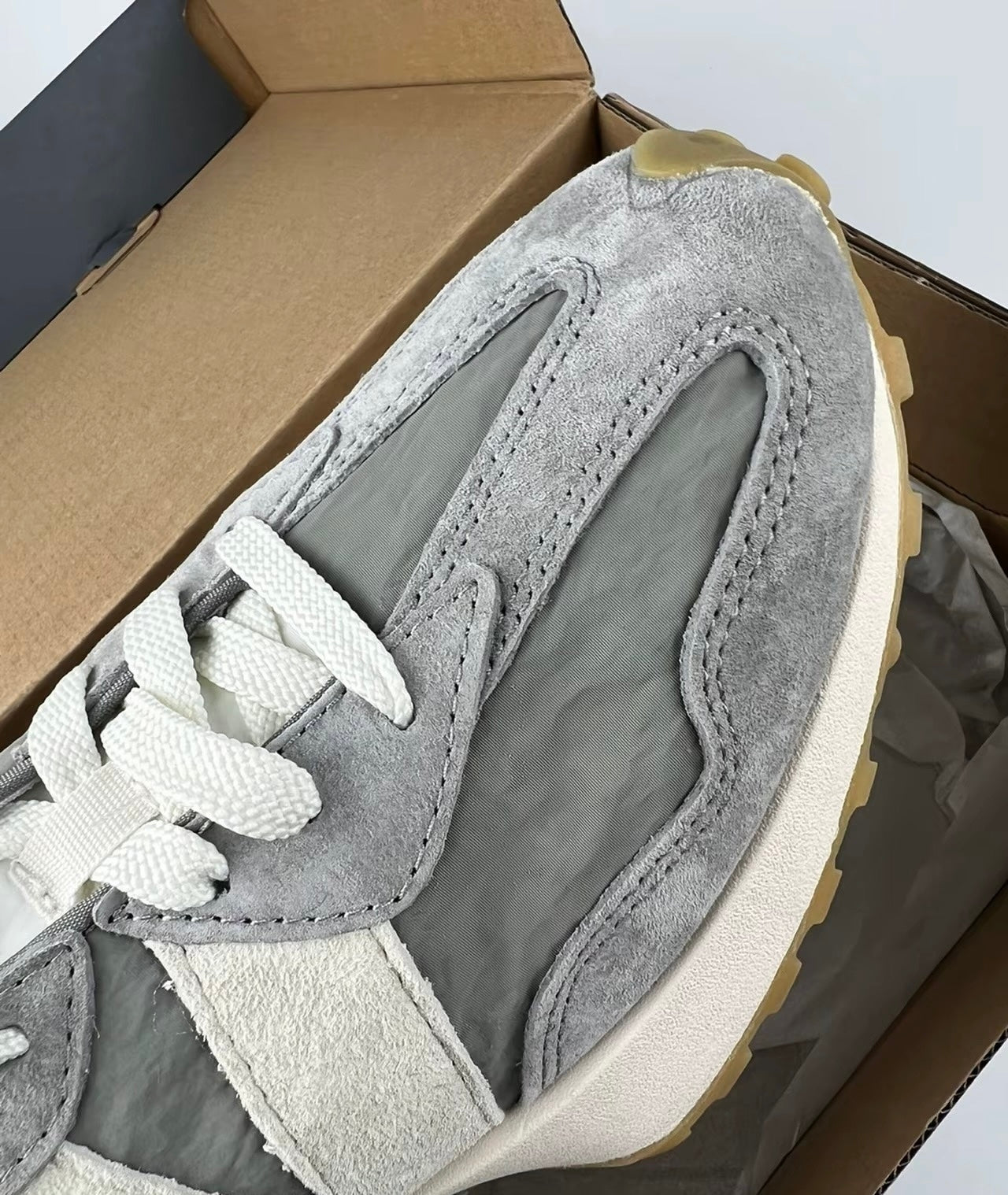 New Balance 327 灰色 (MS327KA1)