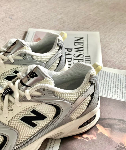 NEW BALANCE 530銀黑 (MR530GMT)