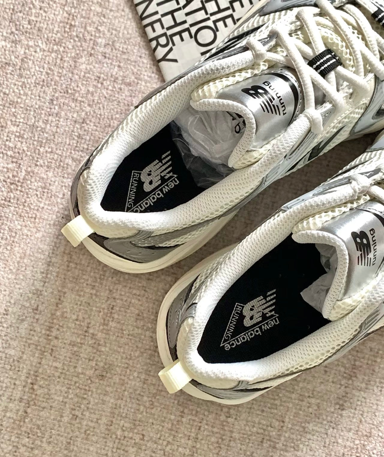 NEW BALANCE 530銀黑 (MR530GMT)