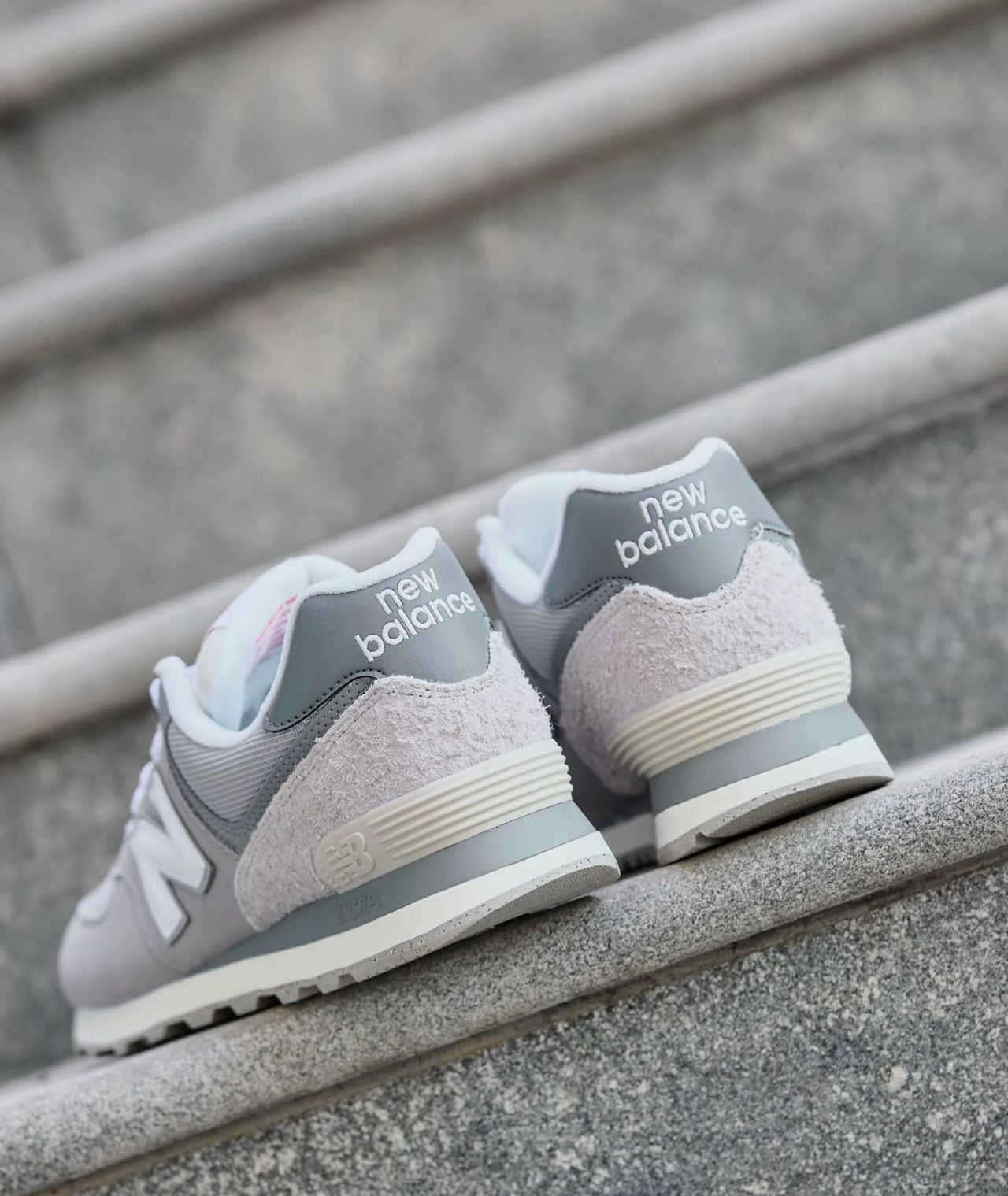 New Balance 574 灰白 (U574BKR)