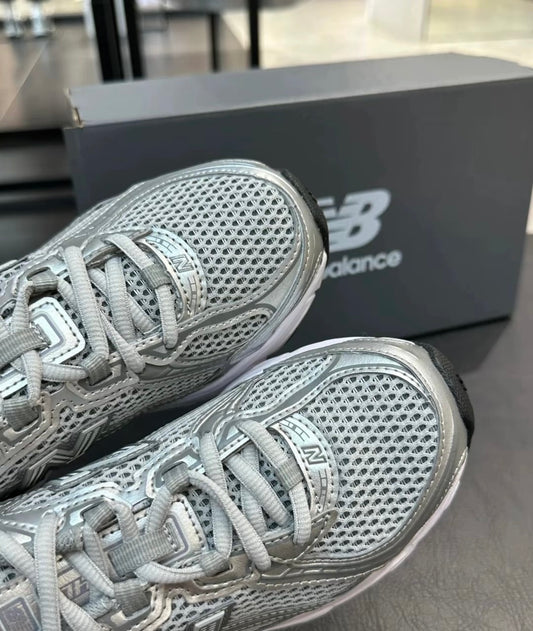 New Balance 740 白銀 (U740SG2)