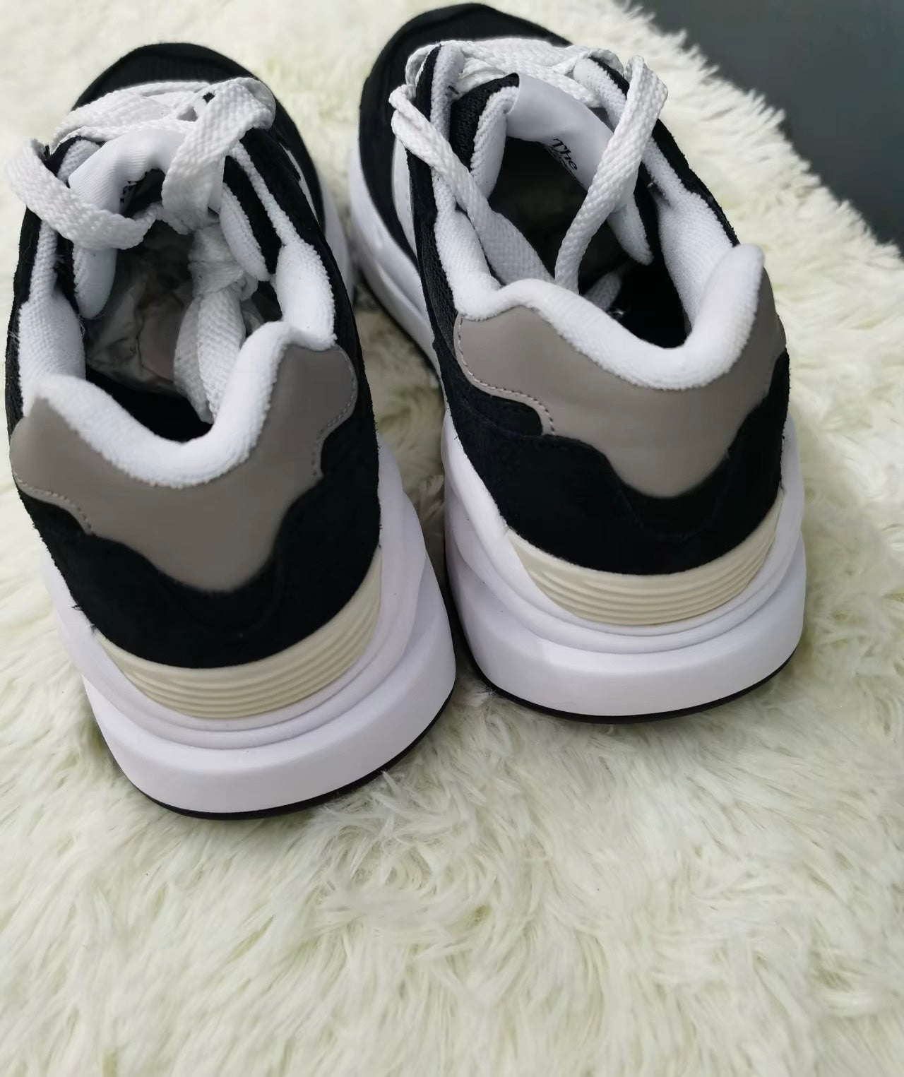 New Balance 5740 黑白 (M5740CB)