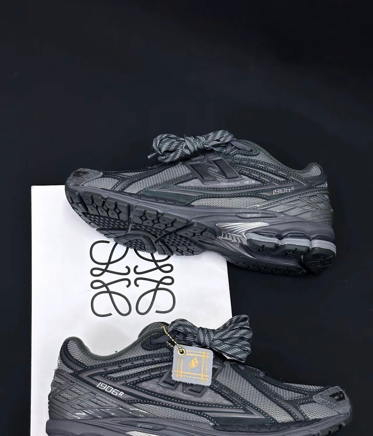 New Balance 1906R CNY (M1906RHX)