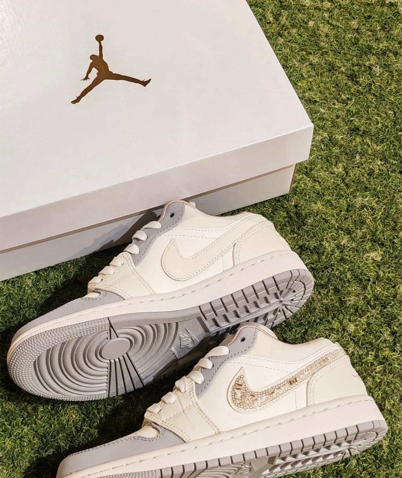 Nike Air Jordan Low Soft Pearl (IH7323-100)