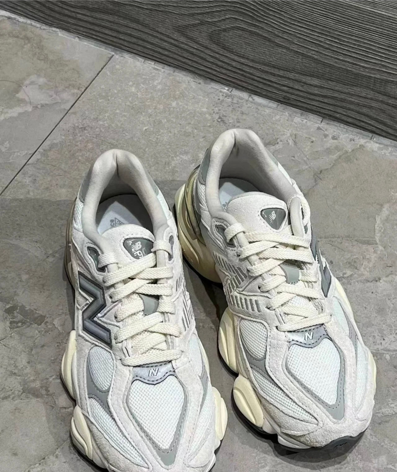 New Balance 9060 白灰 (U9060ECA)