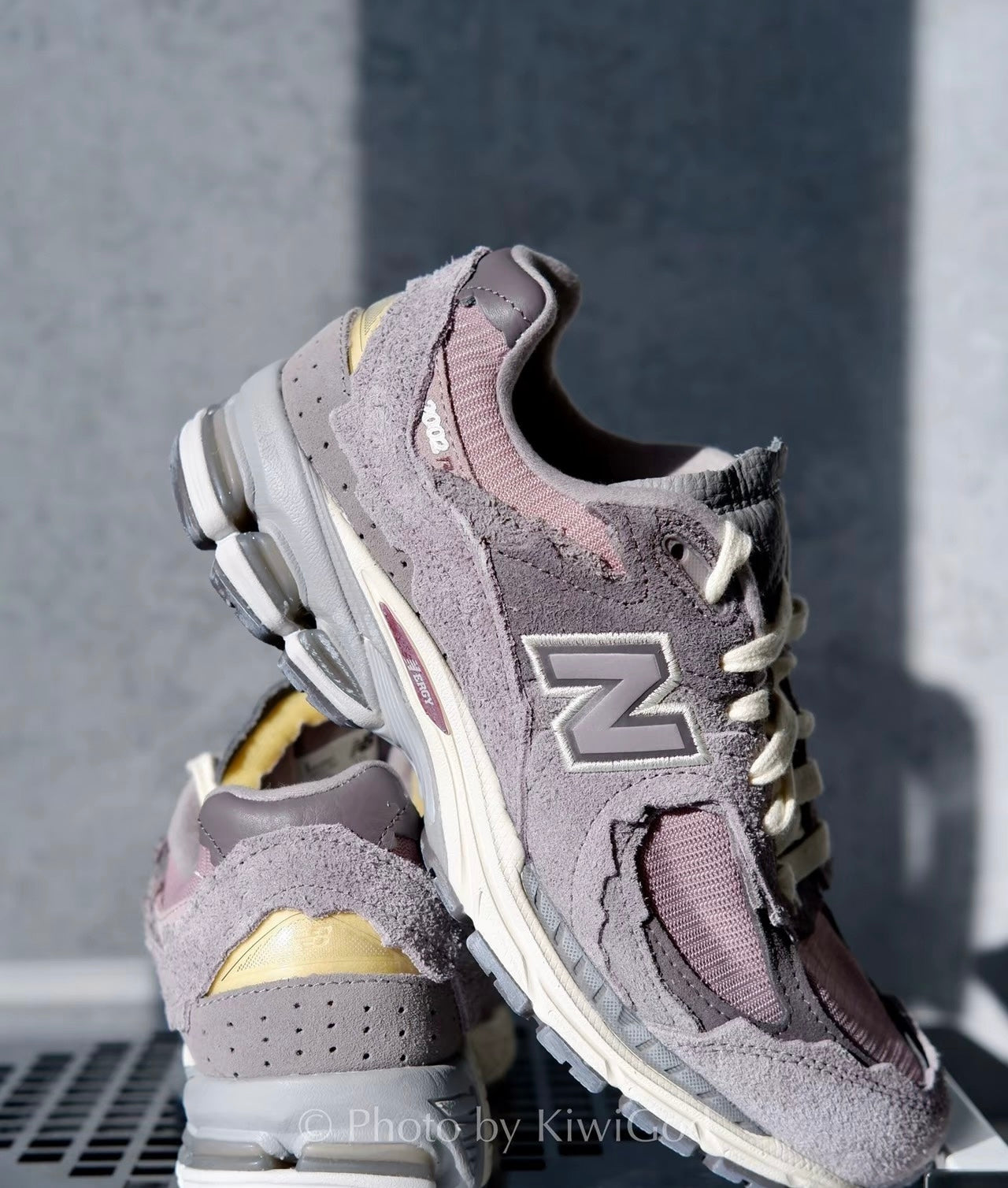 New Balance 2002R 灰紫色 (M2002RDY)