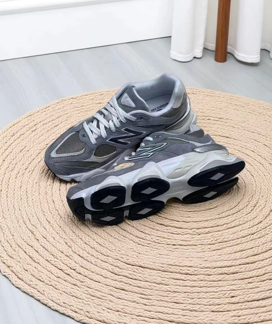 New Balance 9060 淺灰棕 (U9060LBA)