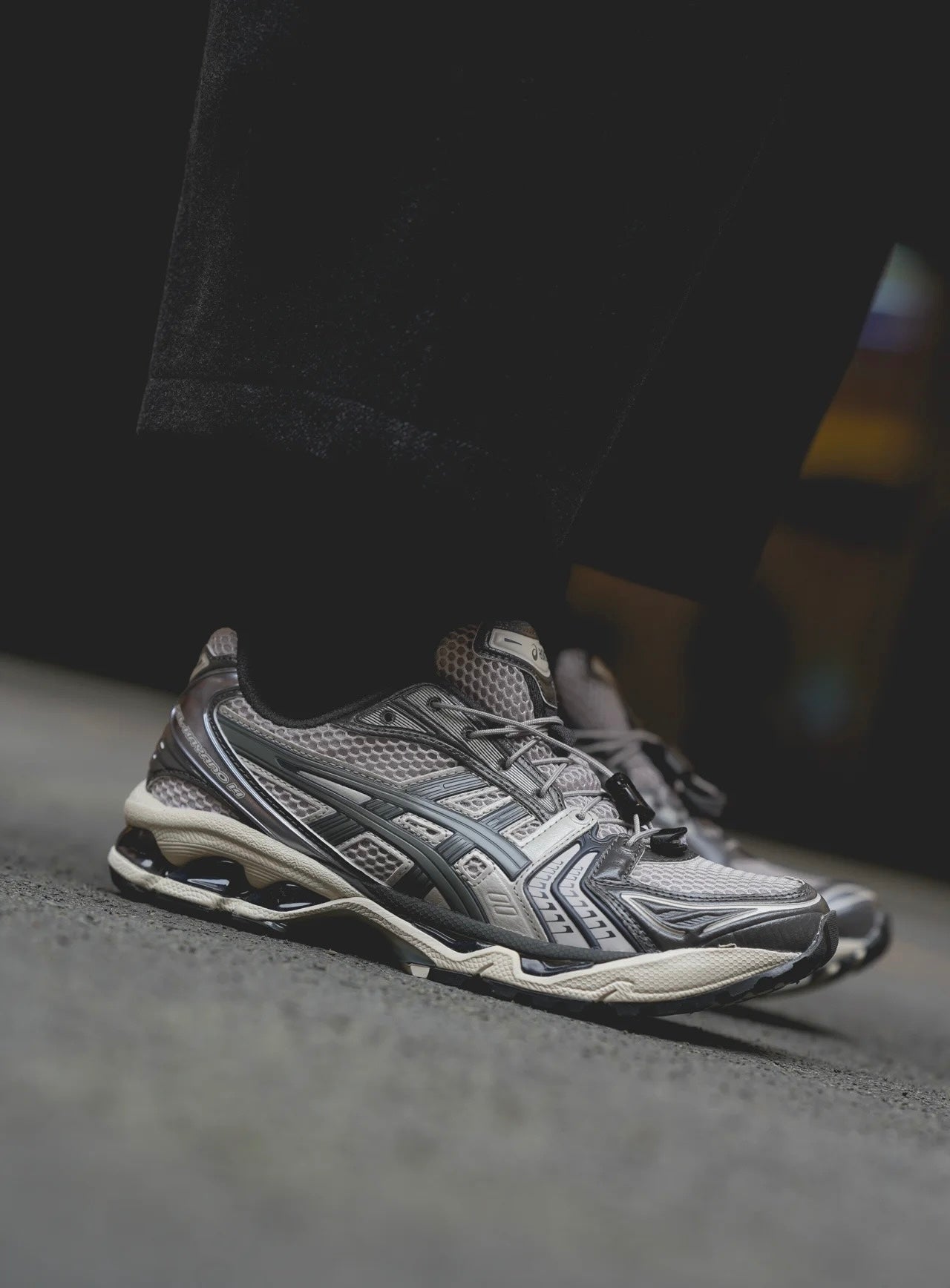 Asics Gel-Kayano 14 黏土灰 (1203A549-022)