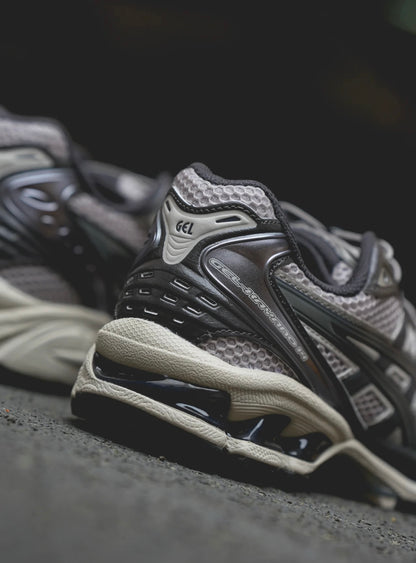 Asics Gel-Kayano 14 黏土灰 (1203A549-022)