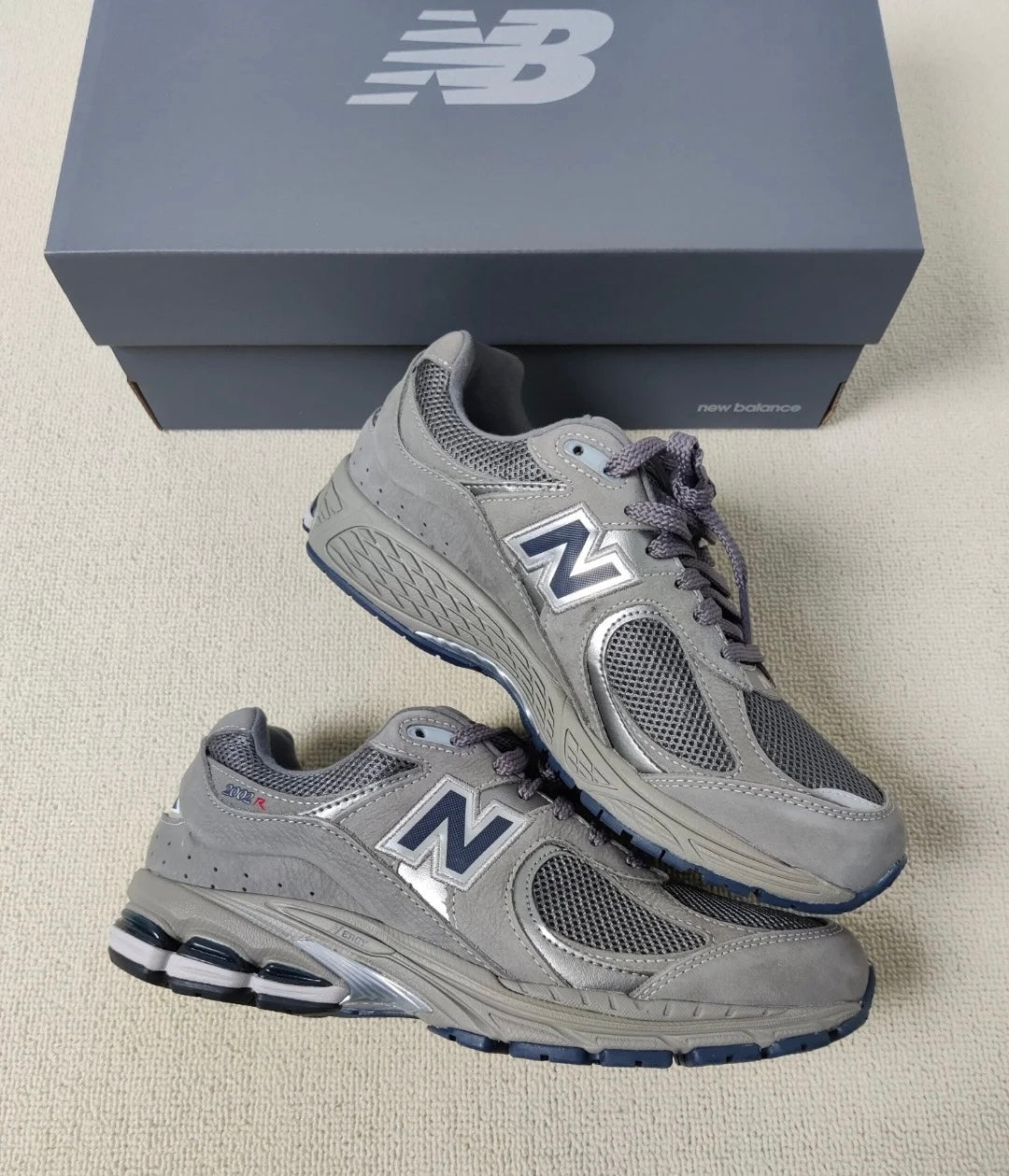 New Balance 2002R 深灰 (ML2002RA)