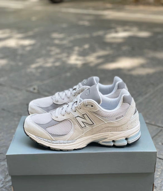 New Balance 2002R Grey (ML2002R0)