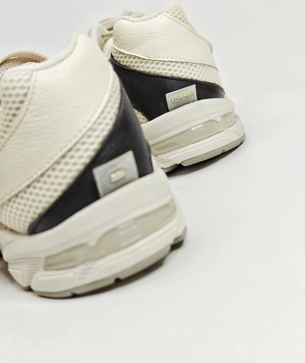 Asics Gel-1130 Hal Studios 白灰 (1201A982-200)