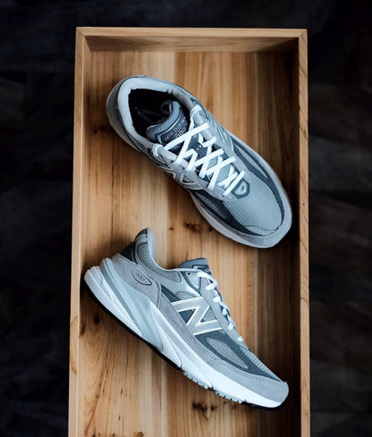 New Balance 990 V6 (M990GL6)