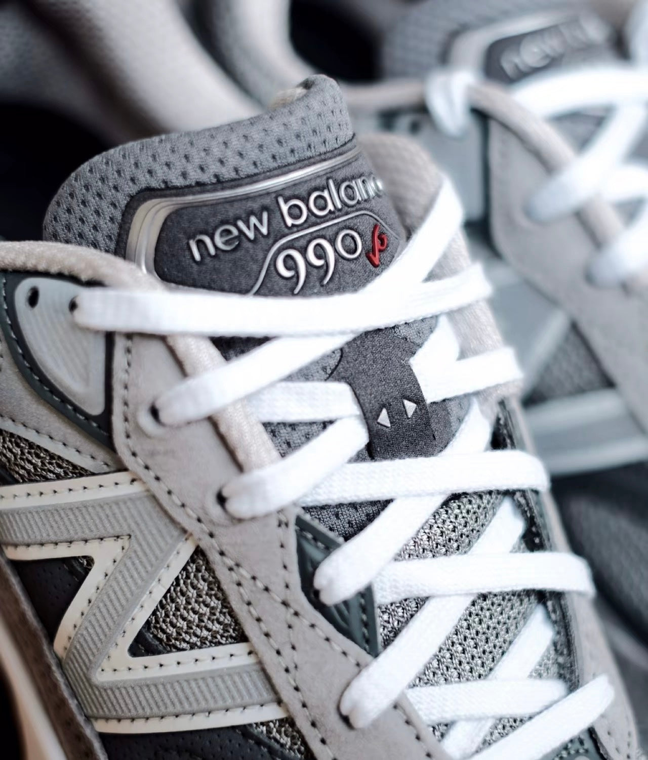 New Balance 990 V6 (M990GL6)