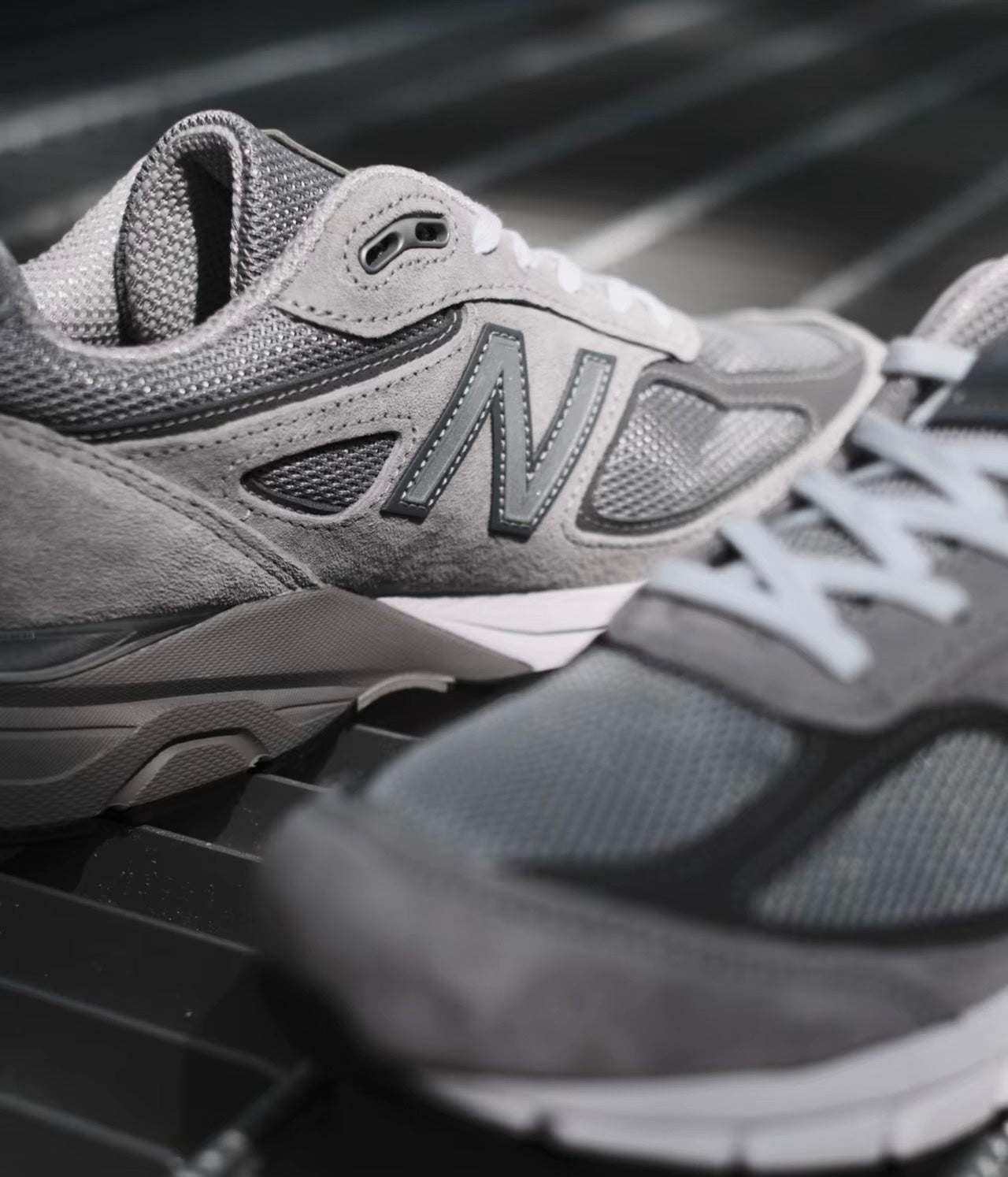 New Balance 990 V4 (U990GR4)