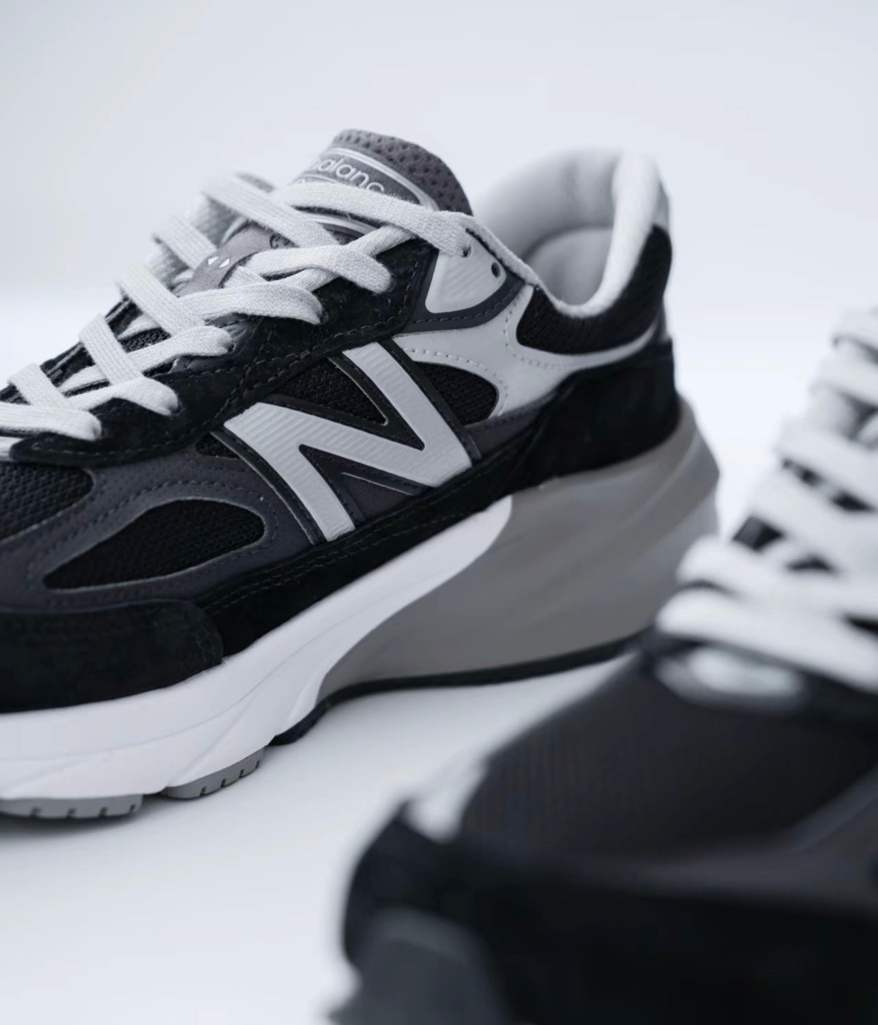 New Balance 990 V6 Black (M990BK6)