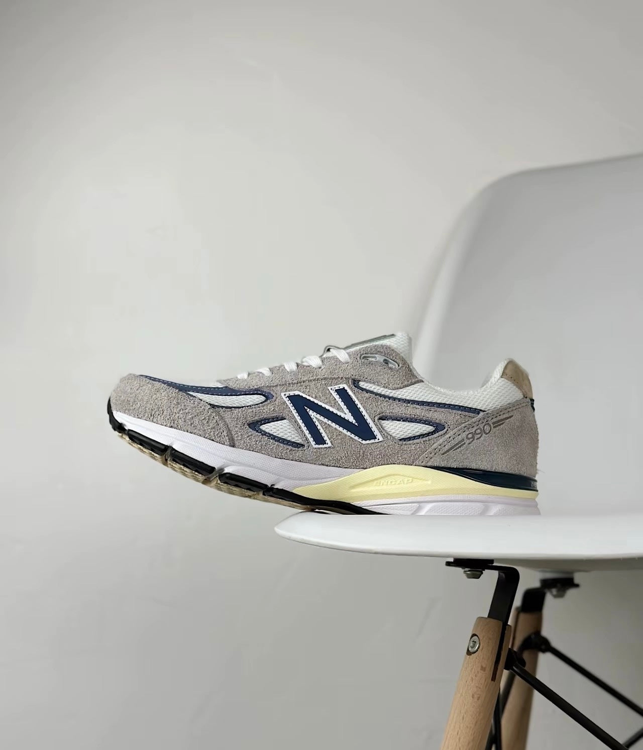 New Balance 990v4 Grey Day (U990TA4)