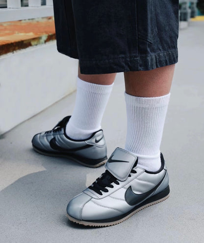 [銀色系秒殺] Nike Cortez Leather SE Metallic Cool Grey (HQ3490-099)