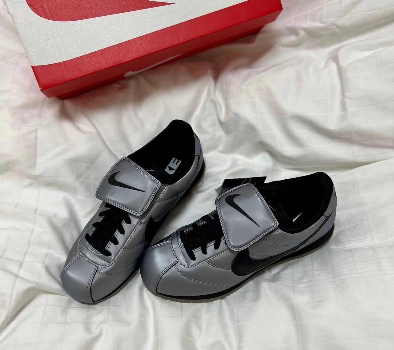 [銀色系秒殺] Nike Cortez Leather SE Metallic Cool Grey (HQ3490-099)