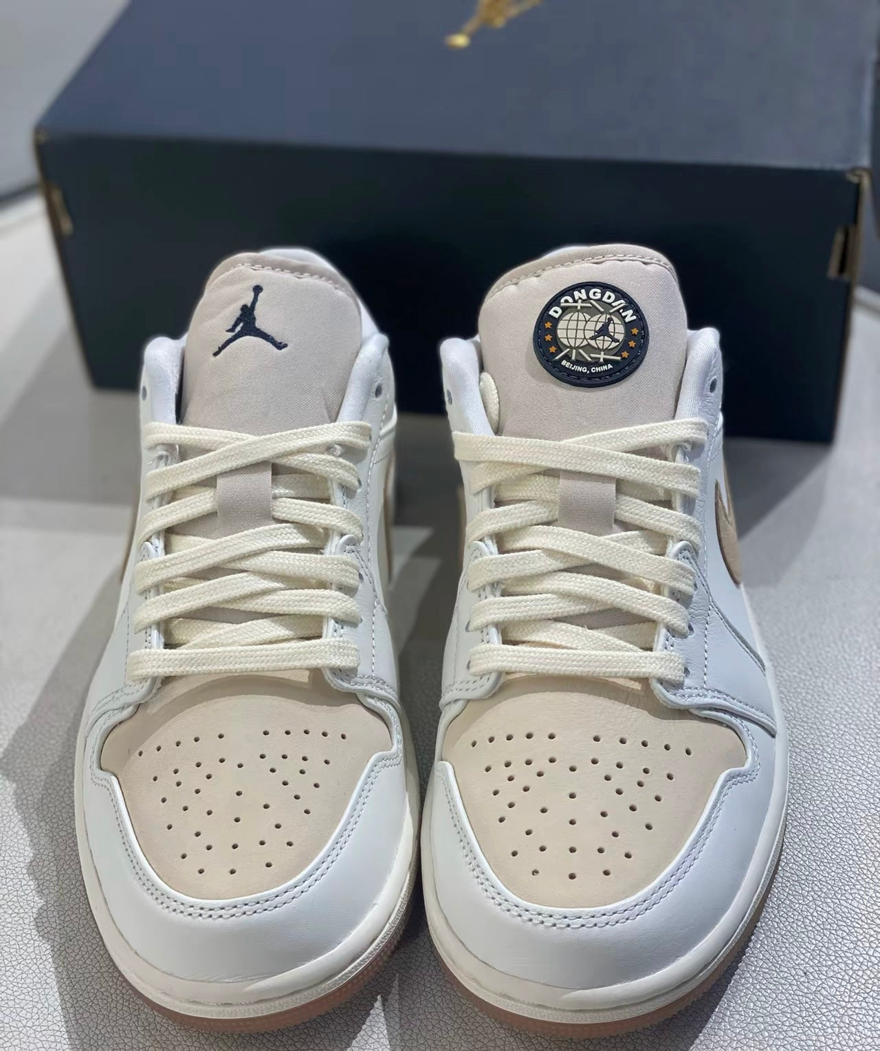 Air Jordan Low Dongdan (IB8855-121)