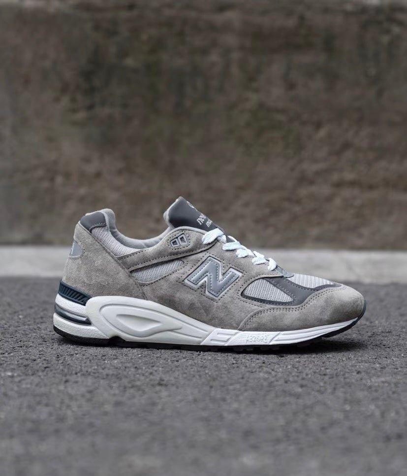 New Balance 990 V2 Grey (M990GY2)