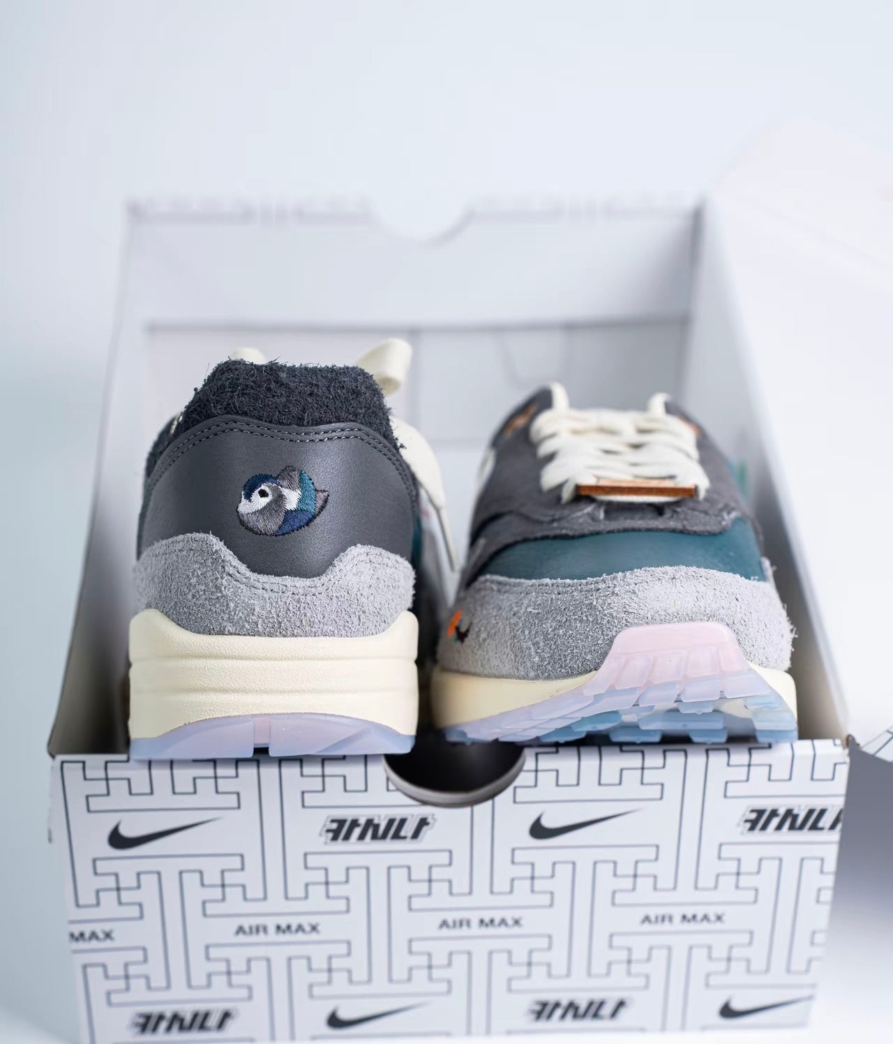 Kasina x Air Max 1 Won-Ang Grey (DQ8475-001)