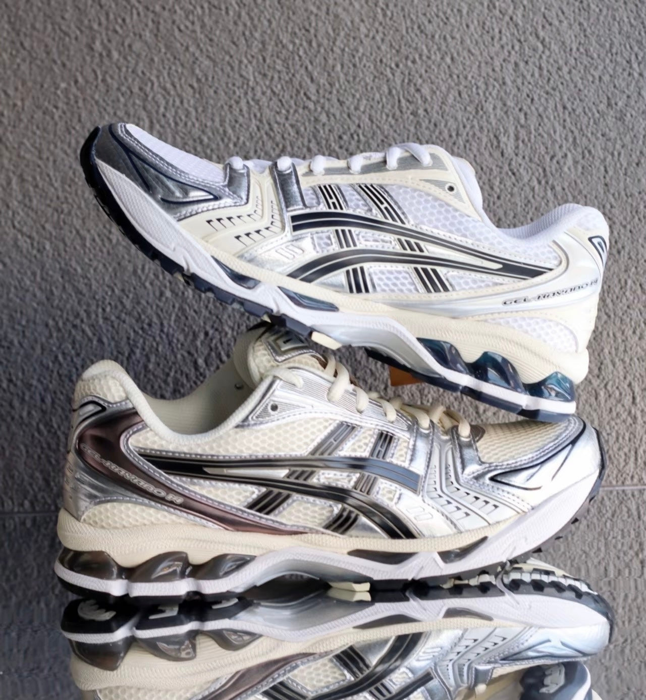 Asics Gel-Kayano 14白黑銀 (1202A056-109)