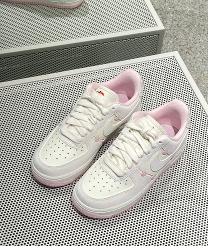 [粉色系秒殺] Nike Air Force Valentine‘s Day 2025 (HV5992-111)