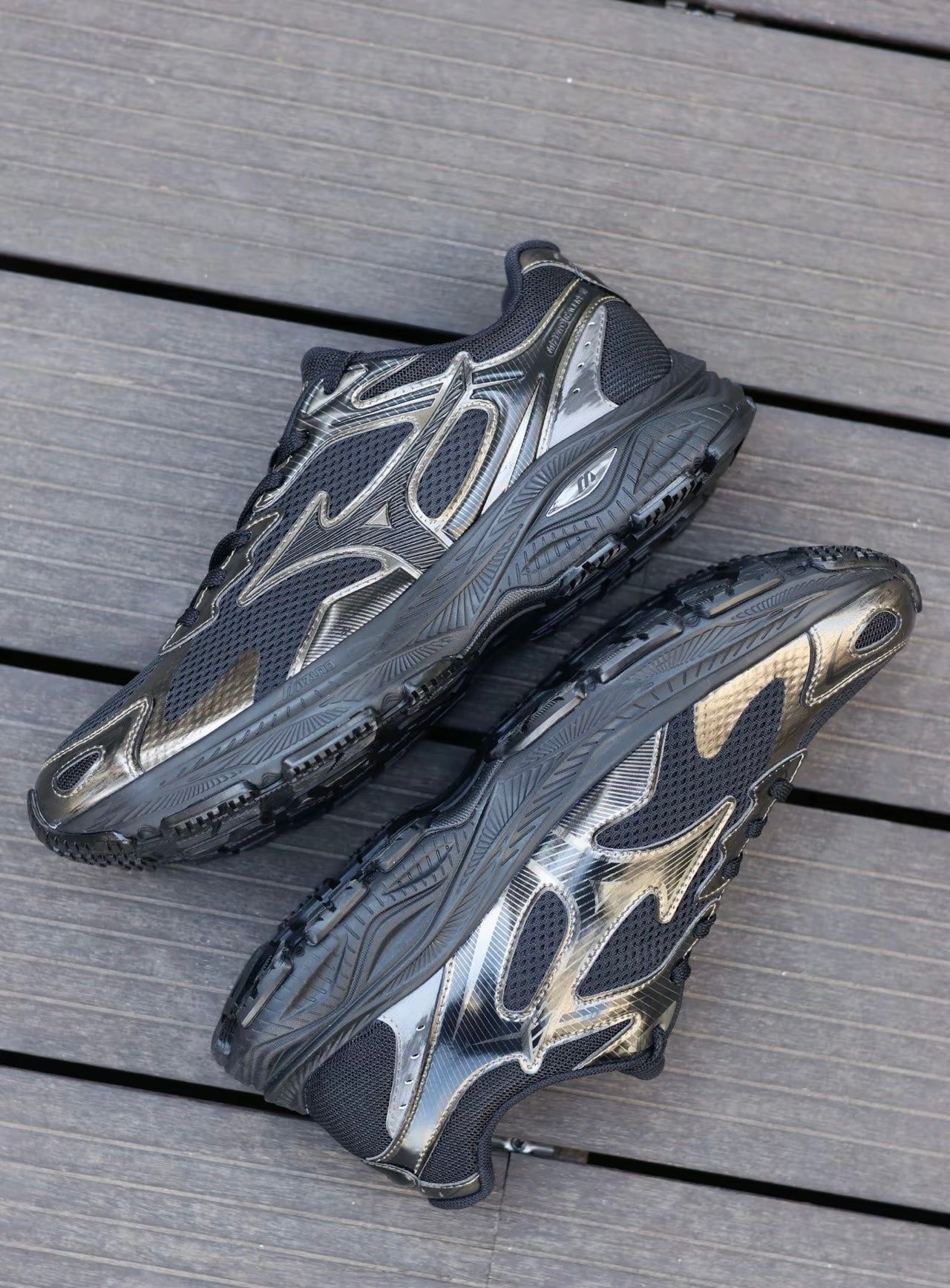 Mizuno Racer S 黑金 (D1GH223521)