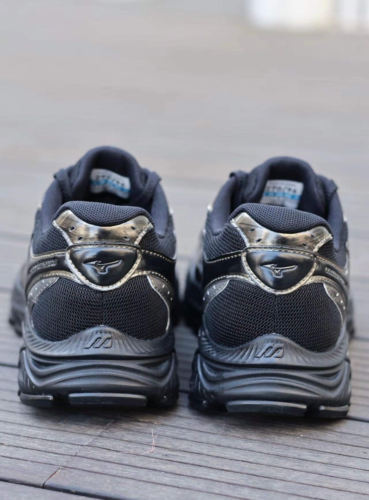 Mizuno Racer S 黑金 (D1GH223521)