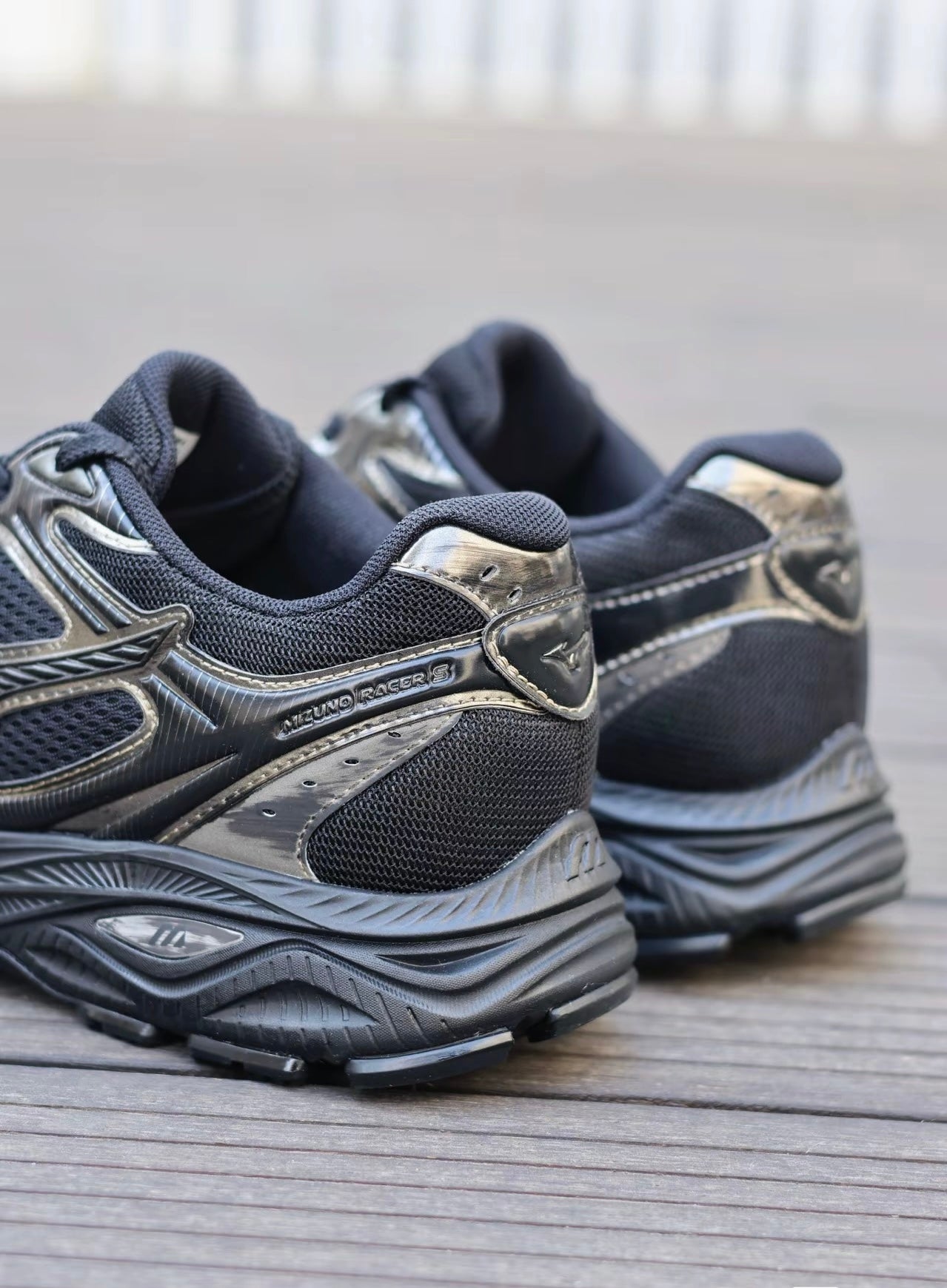 Mizuno Racer S 黑金 (D1GH223521)