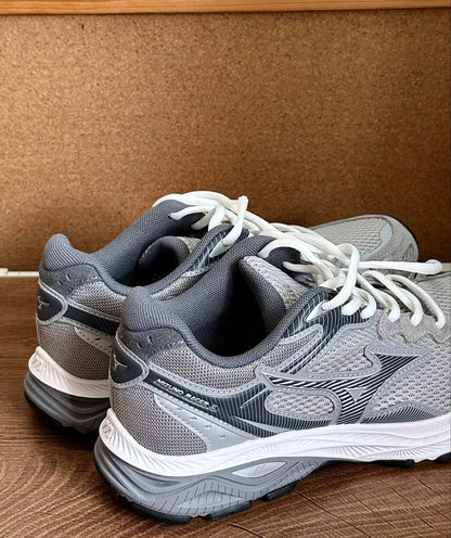 Mizuno Racer S 淺灰 (D1GH223509)
