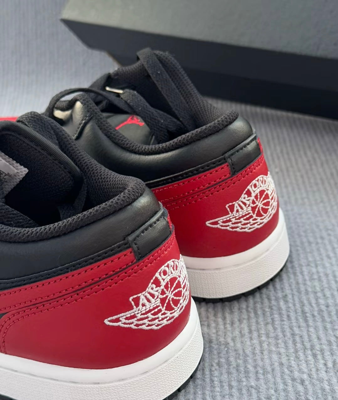 Nike Air Jordan Bred 黑紅 (553558-067)