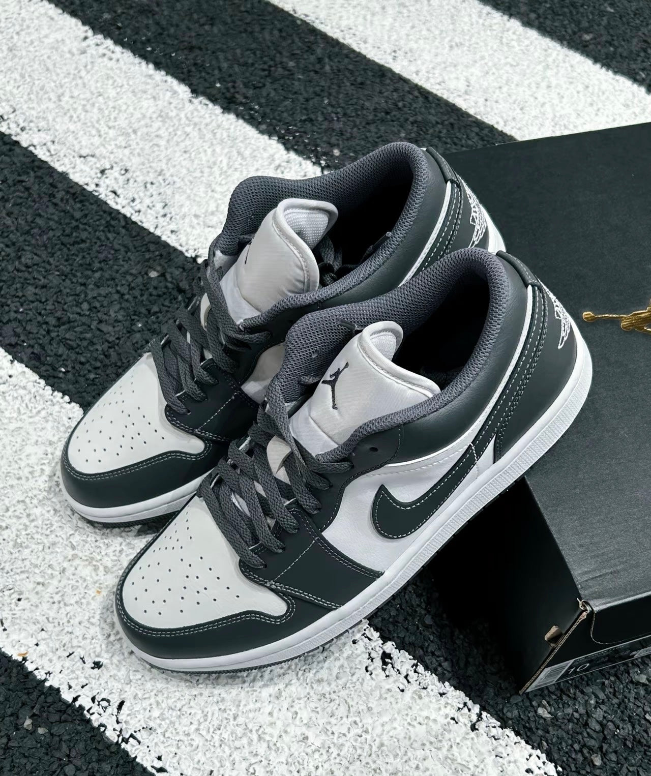 Nike Air Jordan Low 白灰 (553558-044)