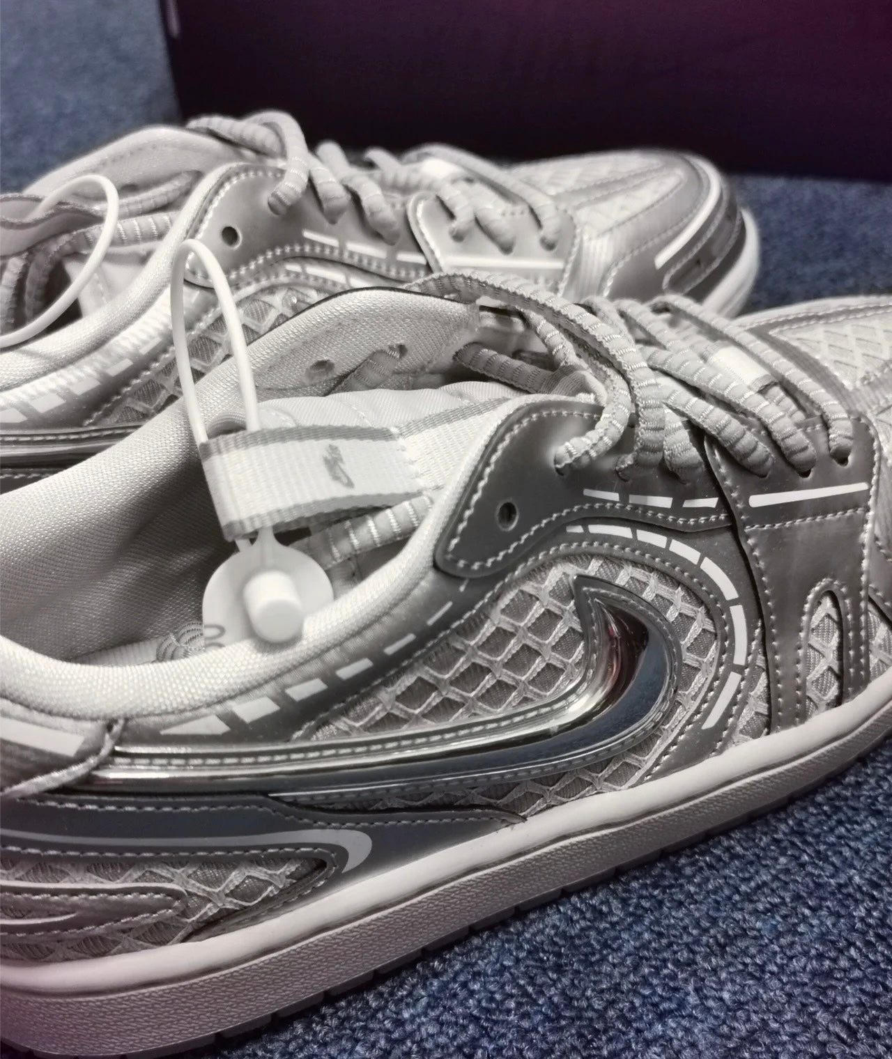 Nike Air Jordan 1 Low MM V3 “Metallic Silver” (HQ2186-002)