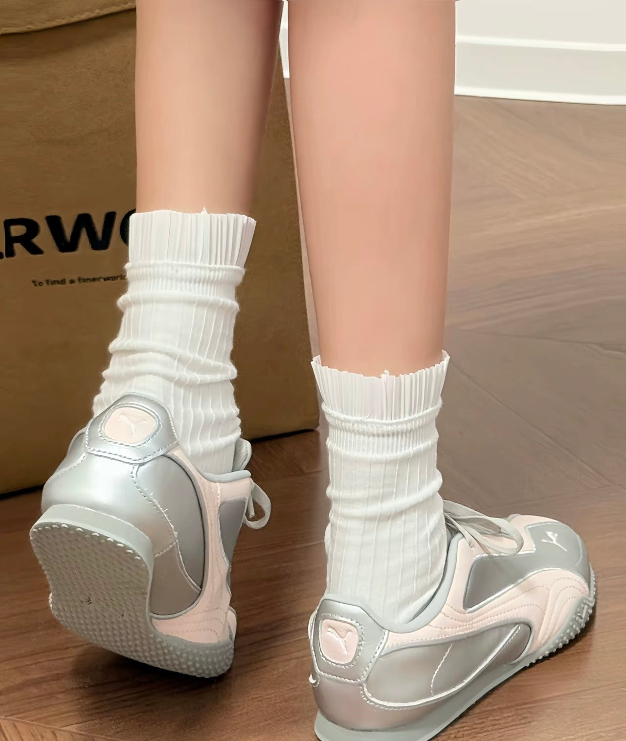 Puma Bella V2 Leather 粉銀 (404043-03)